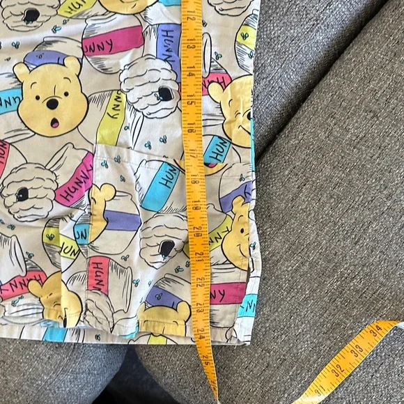 Disney Winnie the Pooh Scrub Top- XS - Picture 6 of 6